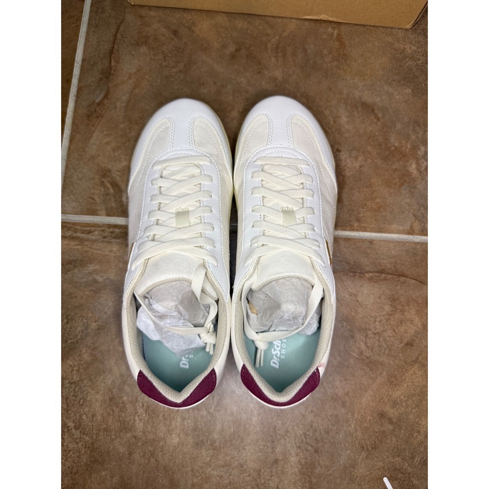 Dr. Scholls Time Off White Sneakers with Burgundy Heel Detail - Women's 10M - Picture 2 of 8